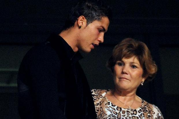 Cristiano Ronaldo mother tried to kill him 411vibes