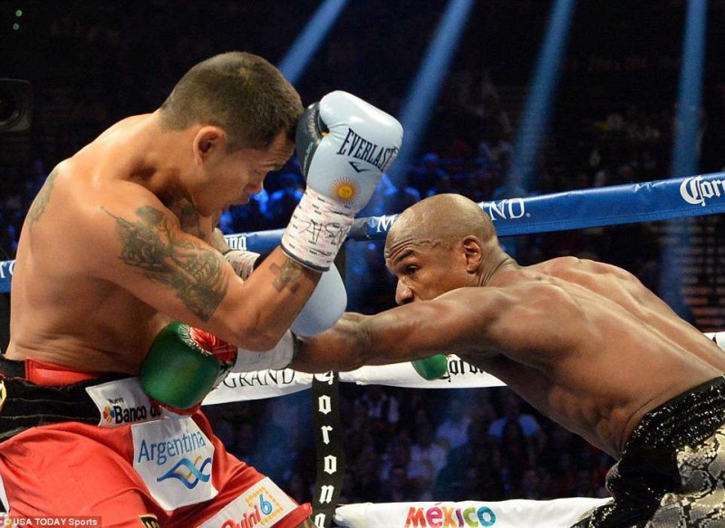 Mayweather vs Maidana - Floyd Mayweather remains the WBA and WBC welterweight boxing champion after a unanimous points victory over Marcos Maidan