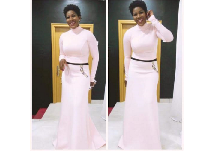 Stephanie Linus's stunning look to a movie premiere theinfong.com 700x506