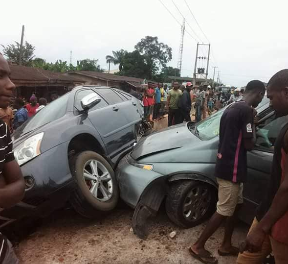 2 dead, others injured in multiple accident in Imo State (graphic photos)