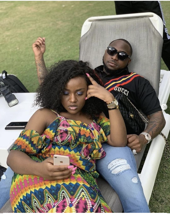 8 photos of Davido and Chioma that shows they are still crazily in love