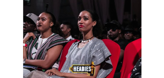 This pic of Mavins artiste, Dija at Headies awards is what everyone is talking about - See why.. theinfong.com 700x335