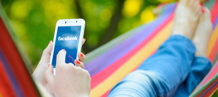 Top 10 surprising facts about Facebook 700x312 theinfong.com