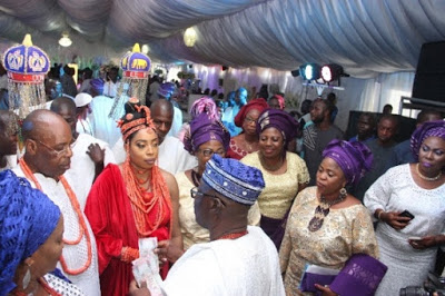 More photos from the traditional wedding of Oni of IIfe's new wife theinfong.com