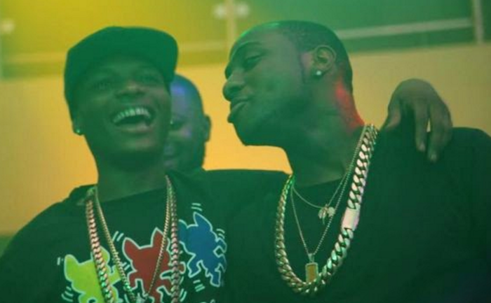 Linda Ikeji's brother slams Davido for jumping into Wizkid's beef with Linda theinfong.com -Wizkid and Davido-700x433