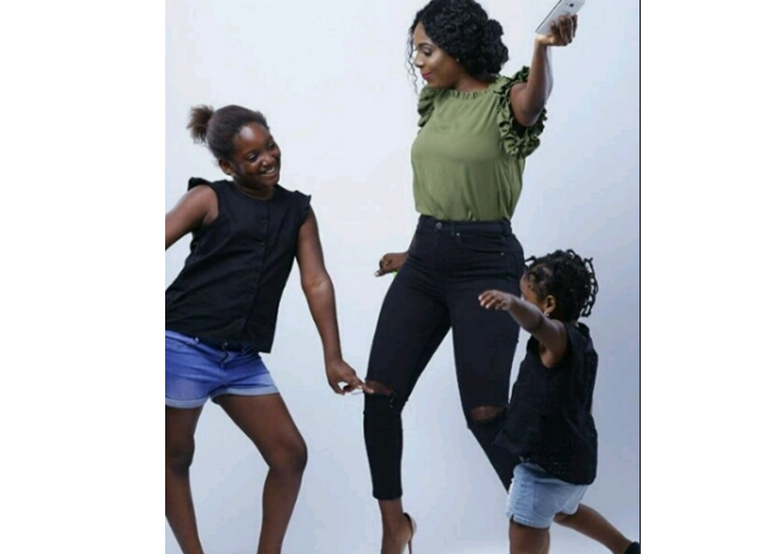 Annie Idibia poses with her beautiful daughters Olivia & Isabella theinfong.com