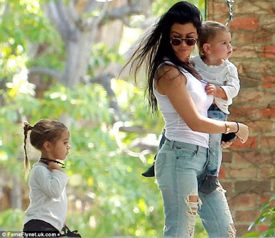 Sexy mum Kourtney Kardashian steps out with her kids on a playdate theinfong.com