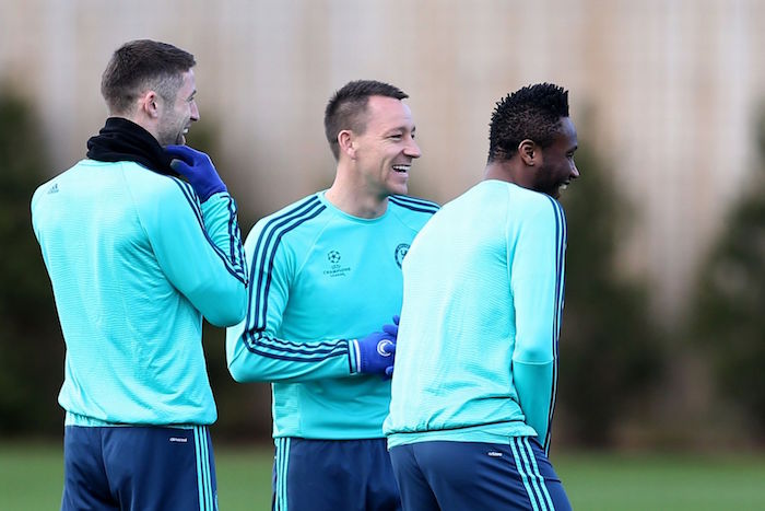 john terry and mikel obi in chelsea training session theinfong.com 700x467