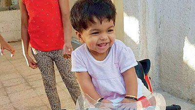 Father accidentally runs over his 18-month old daughter in Dubai (Photo) theinfong.com