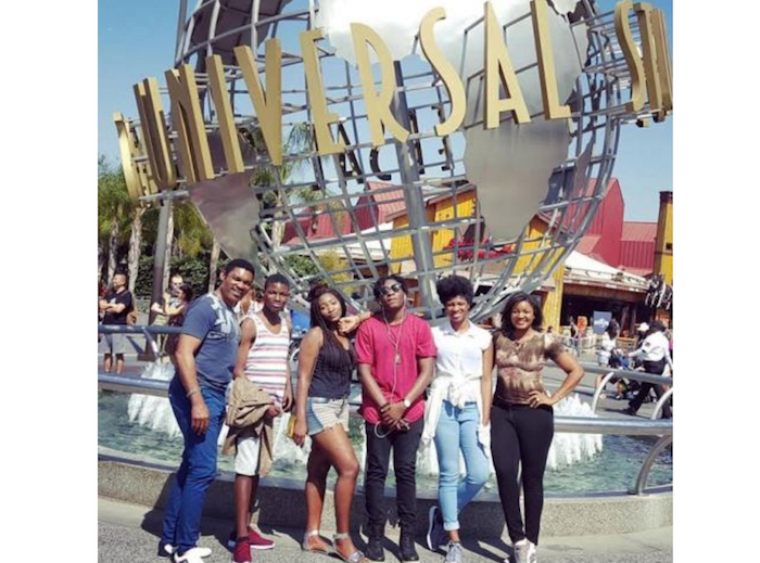 Omotola Jalade, her hubby and children enjoying life in USA theinfong.com 700x519