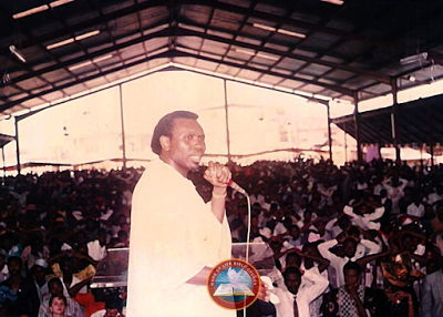 check-out-this-throwback-photo-of-pastor-ayo-oritsejafor-theinfong-com