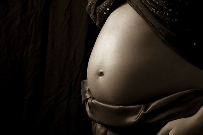 pregnant-woman-2