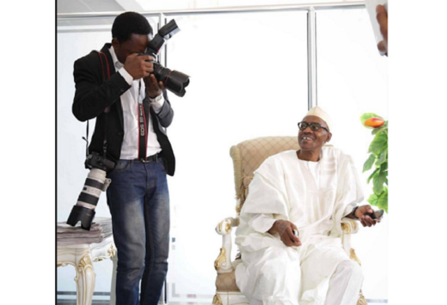 Buhari shows off million dollar smile