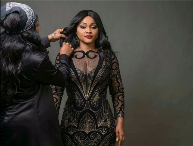 Mercy Aigbe flaunts cleavage