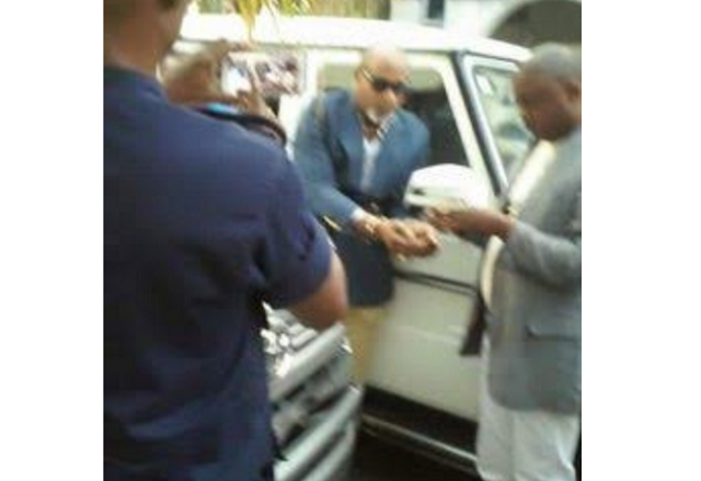 Koffi Olomide arrested at the airport in Dr Congo