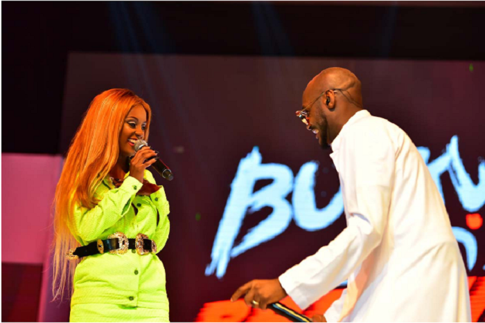 2Face delivers electrifying performance with Tanzanian star