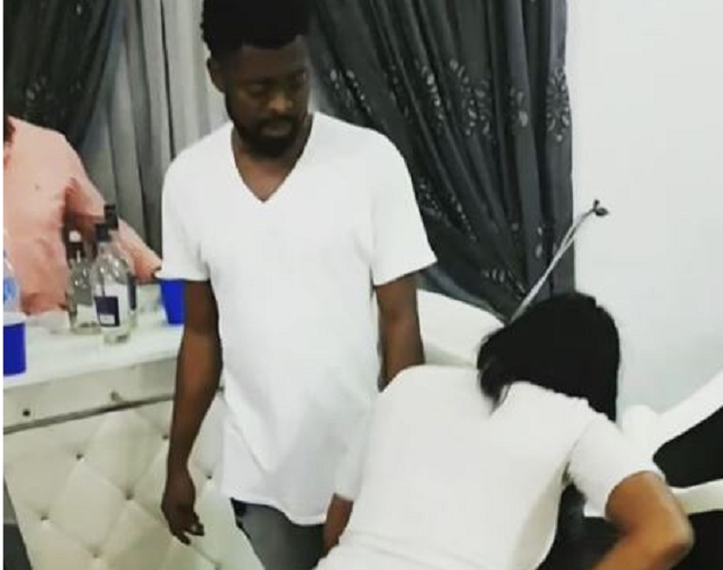 basketmouth-watches-as-his-wife-twerks