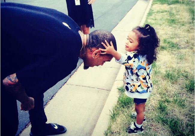 chris-brown-gushes-over-his-daughter-royalty