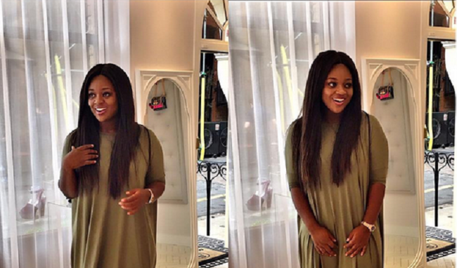 jackie-appiah-looks-totally-alluring-in-green-outfit