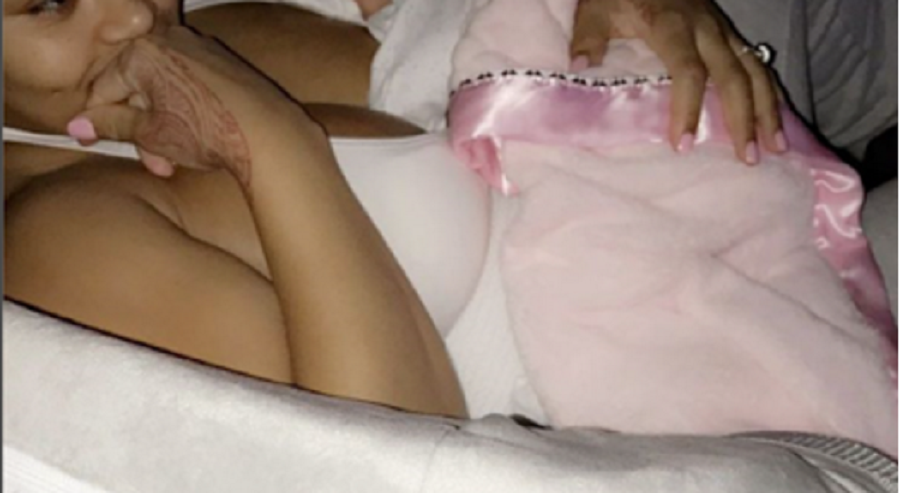 blac-chyna-shares-beautiful-photo-with-her-daughter