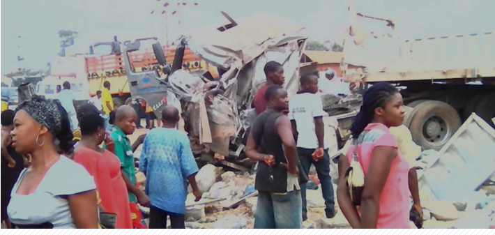 Dangote trailer crushes in Enugu, kill many people Photos  Details