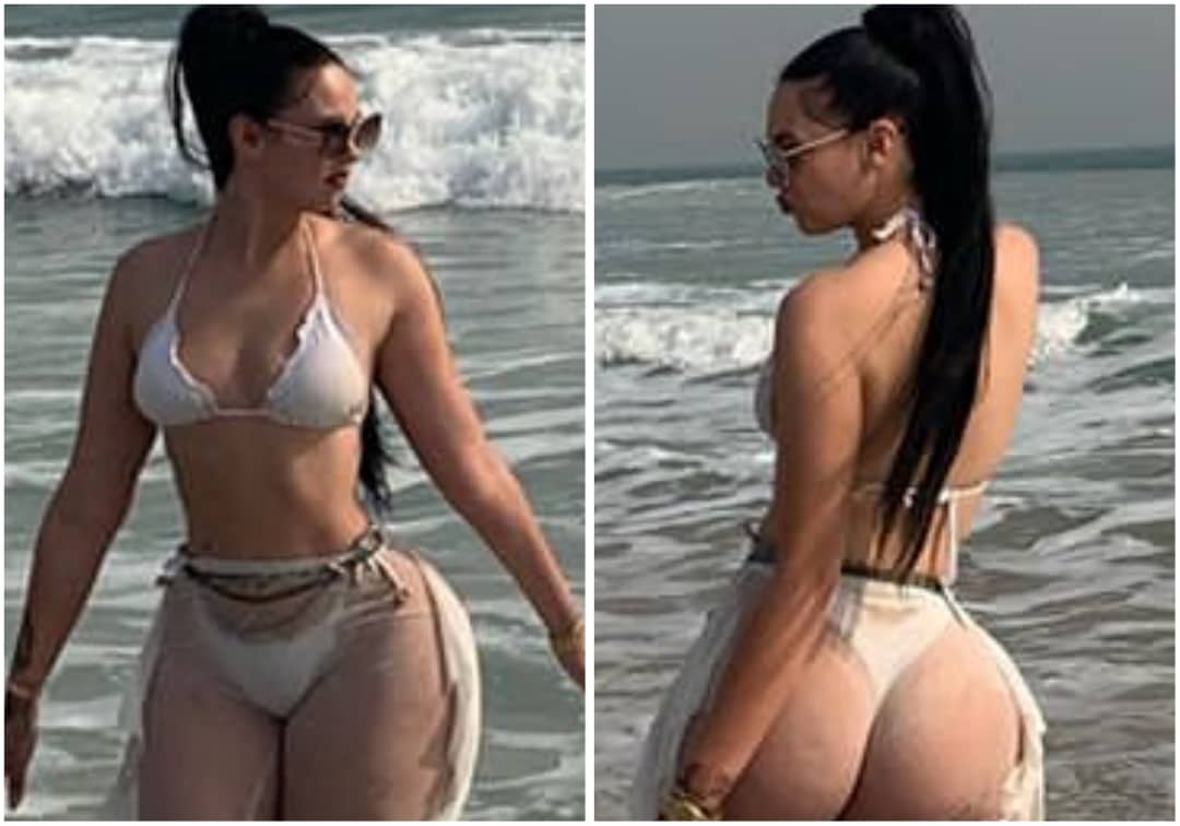 ex-wife, Sonia flaunts massive backside image