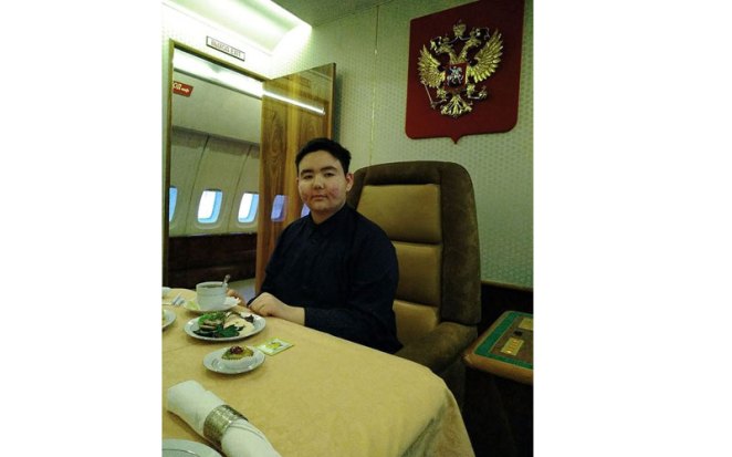 Inside Russia’s Vladimir Putin’ $49 Million Plane With Golden Toilet, Gym