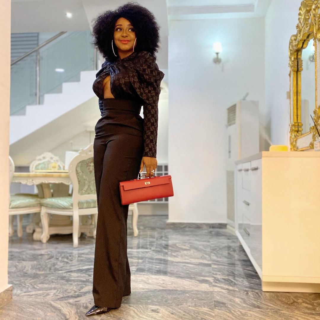 Ini Edo flaunts her newly acquired bum bum and hot legs in new photos