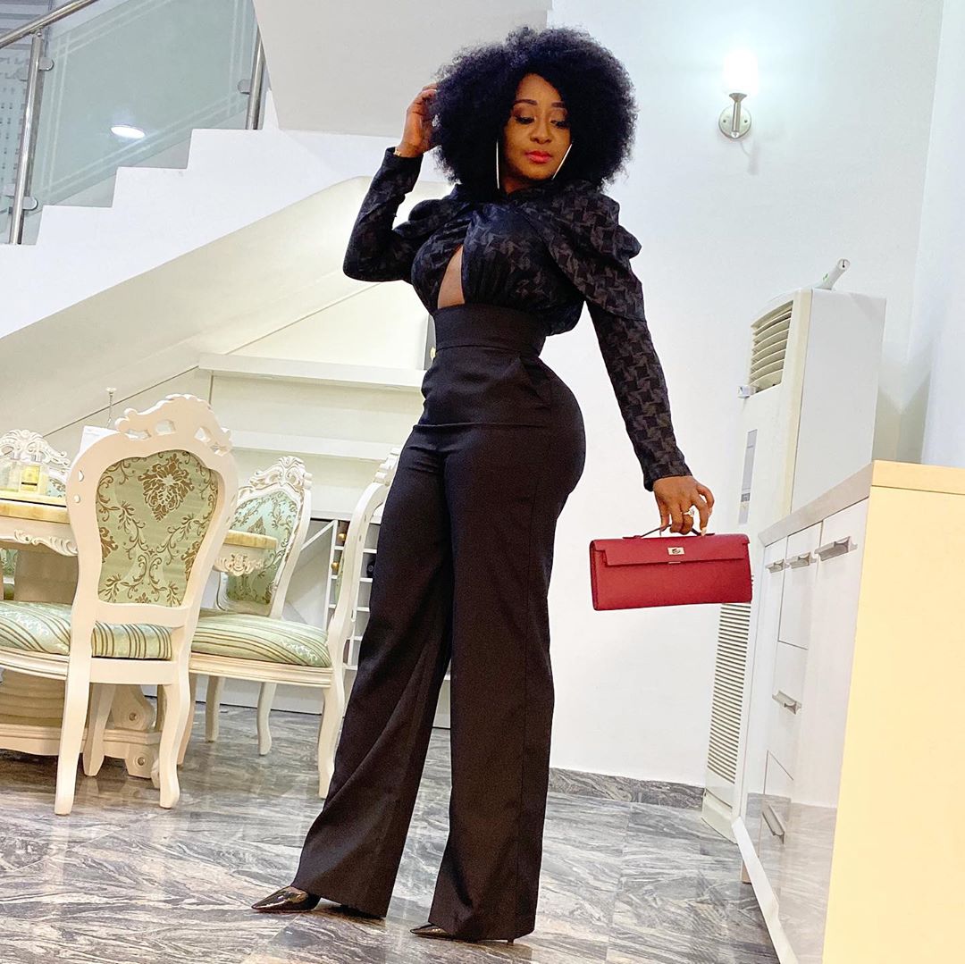 Ini Edo flaunts her newly acquired bum bum and hot legs in new photos