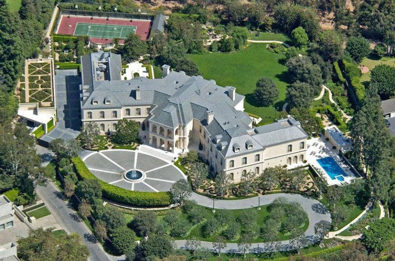 The-Manor-Mansion