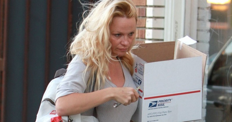 Pamela-Anderson-Without-Make-Up