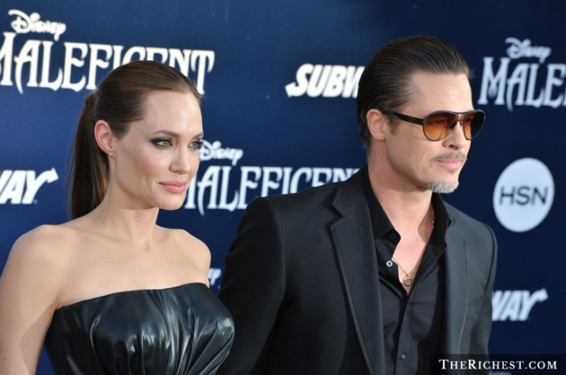 shutterstock_Brad-Pitt-and-Angelina-Jolie