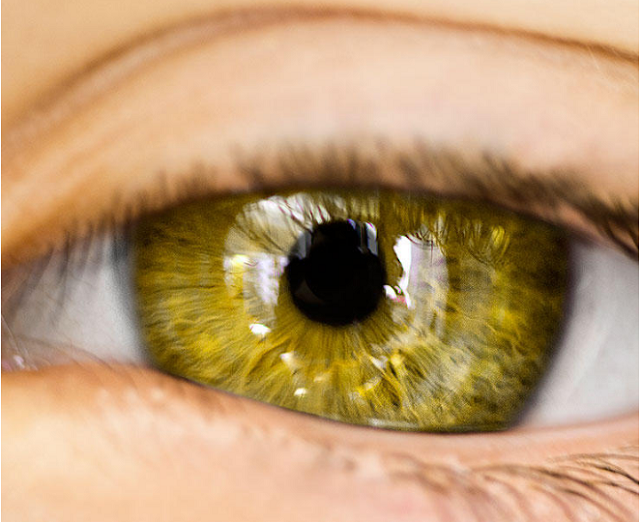 things your eye colour says about your health