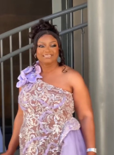 Nigerian woman causes a stir as she storms her 50th birthday party in a helicopter (video)