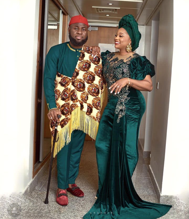 “I’m married to an Igbo woman, I have to sell one of my organ to pay her bide price” – Skit maker Lasisi Elenu says in “Of Course” challenge with wife (Video)