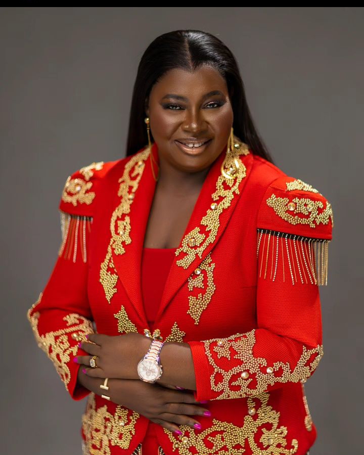 "A little gift for myself"- Filmmaker, Uche Nancy gifts herself a mansion & car for her 50th birthday (VIDEO)