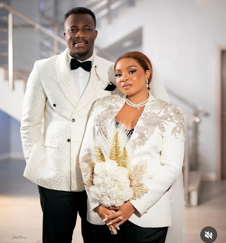 "This is one girl that has always been a sweetheart, God fearing, cheerful and homely" Uche Elendu celebrates Queen Atang as she gets married