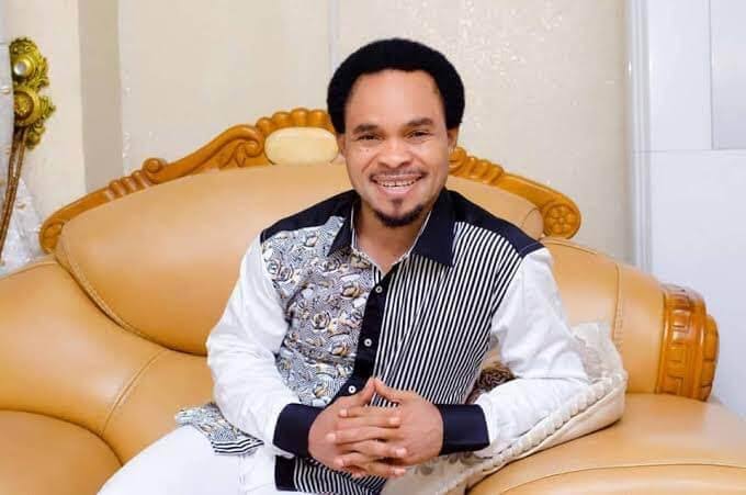 "I was the one who used my Abidoshaker power to bring down dollar" - Pastor Odumeje aka Indaboski Brags (VIDEO)