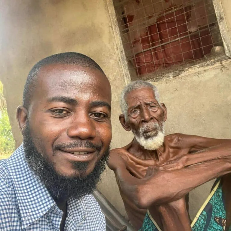 Benue Man shares photos of oldest man in his village, his age leaves many dumbfounded