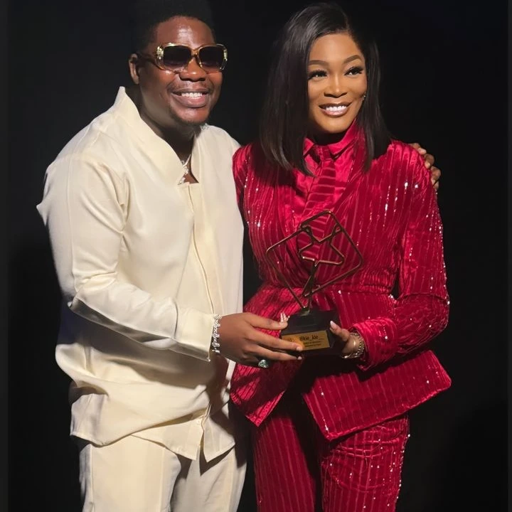 "I like how God reminds me at every turn He's Got me" Kiekie rejoices as she wins the prestigious "Force of Influence" award at the 2024 Trendupp Awards