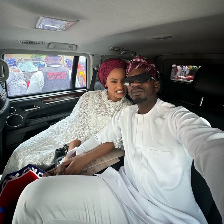 "So una never marry since all this year" Reactions as Temi Otedola celebrates her man, Mr Eazi on his birthday, calls him soon-to-be husband