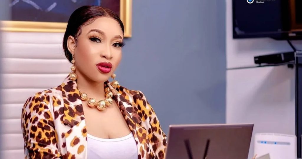 “If I die unexpectedly, remind my kids how much I love them” – Tonto Dikeh stirs concerns with cryptic post