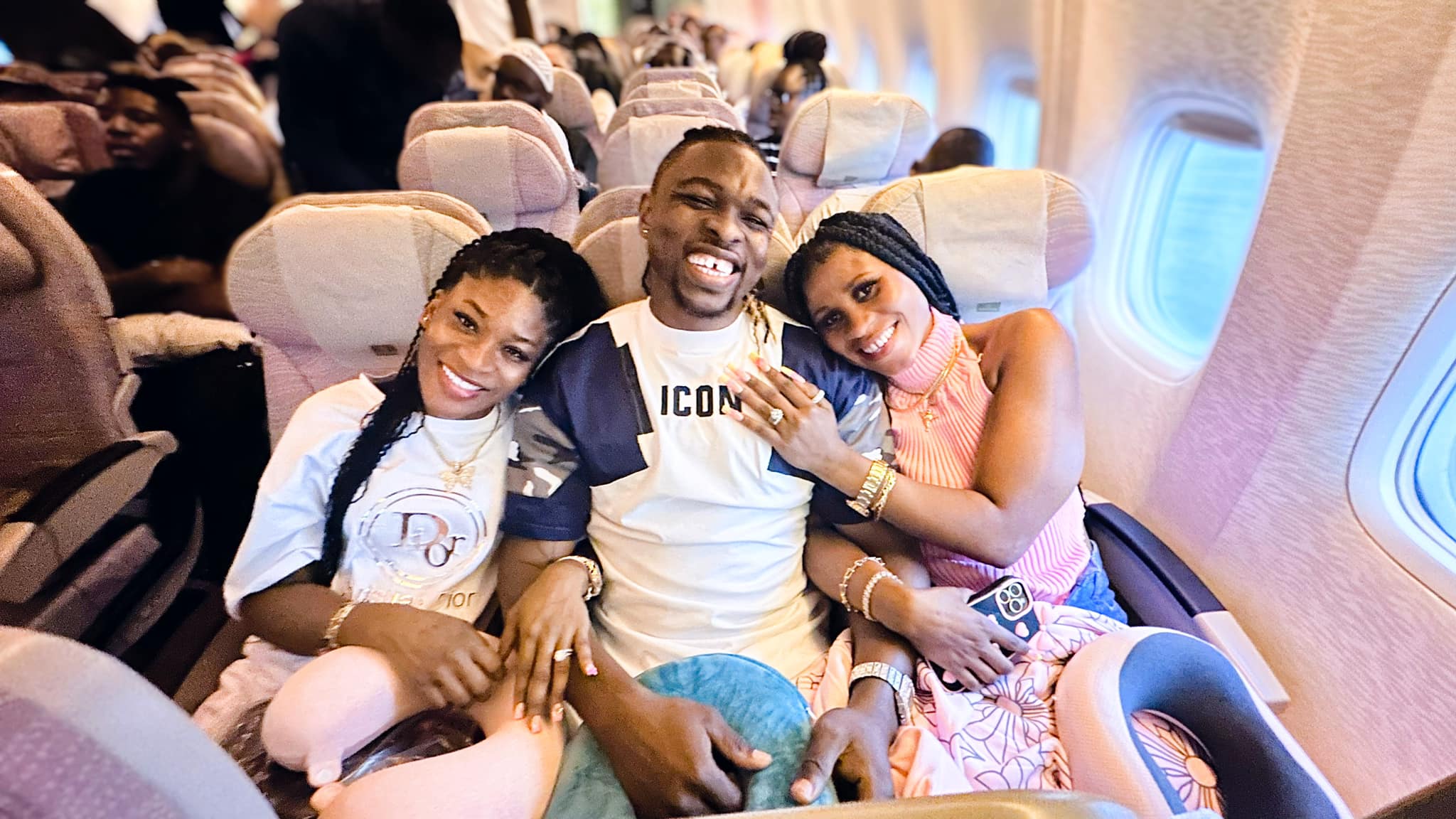 Na me enjoy this year’s Valentine pass – Ghanaian man who married two women says as they return from Dubai