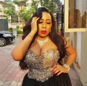 Ramadan is over -Moyo Lawal says as she resumes her cleavage bearing spree (Video)