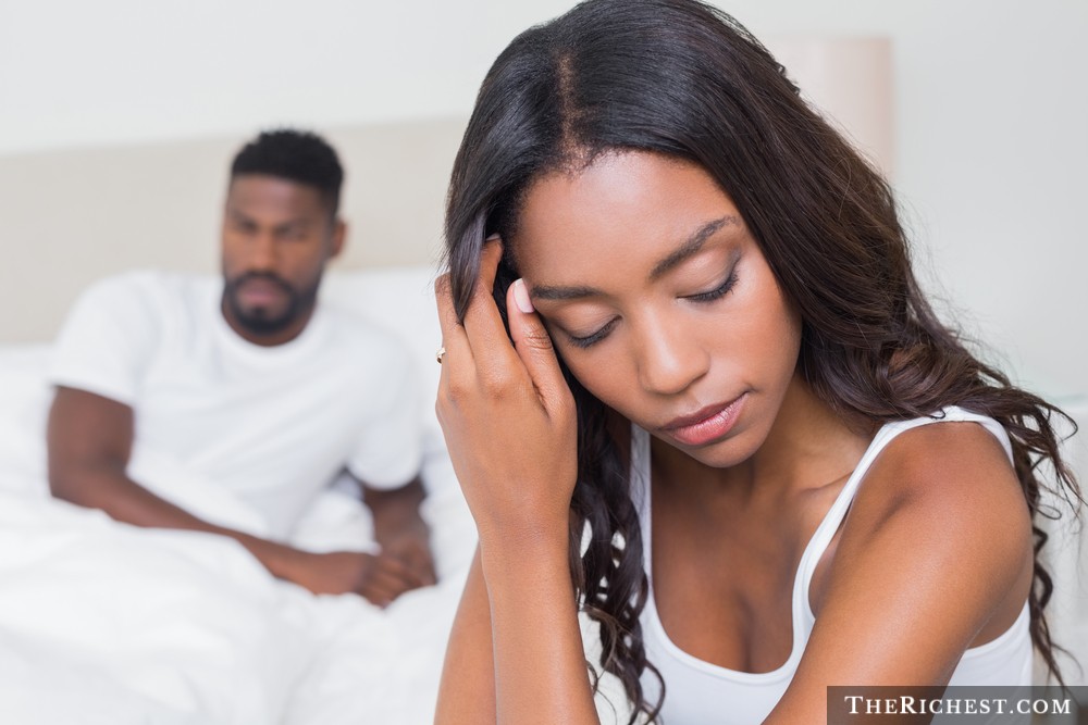 10 Things Guys Do That Women Really Hate Theinfong