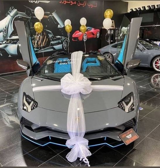 Davido acquires new Lamborghini as Christmas gift